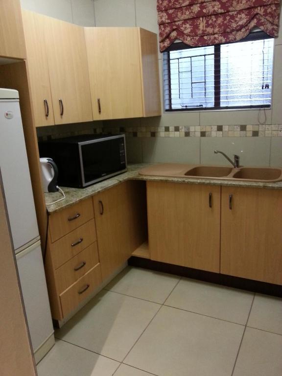 Stirling Manor Boutique Guest House 하트비스푸르트 객실 사진